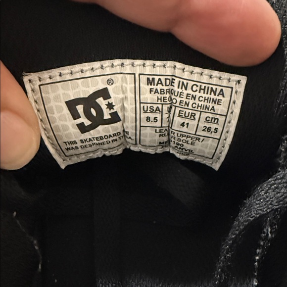 DC Men's Anvil Casual Skate Shoe 8.5 Black Authentic - Picture 10 of 11